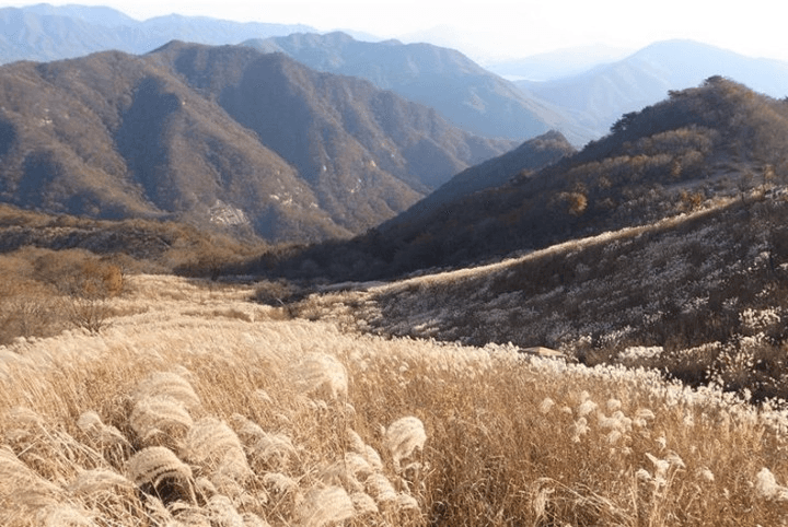 명성산